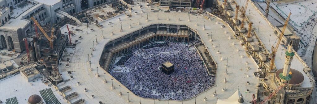 pilgrimage-to-mecca-saudi-arabia-the-holiest-city-for-muslims-aerial-view--1024x683
